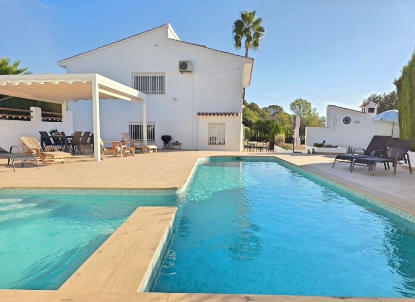 Wiederverkauf - Villa -
Alfaz del Pi