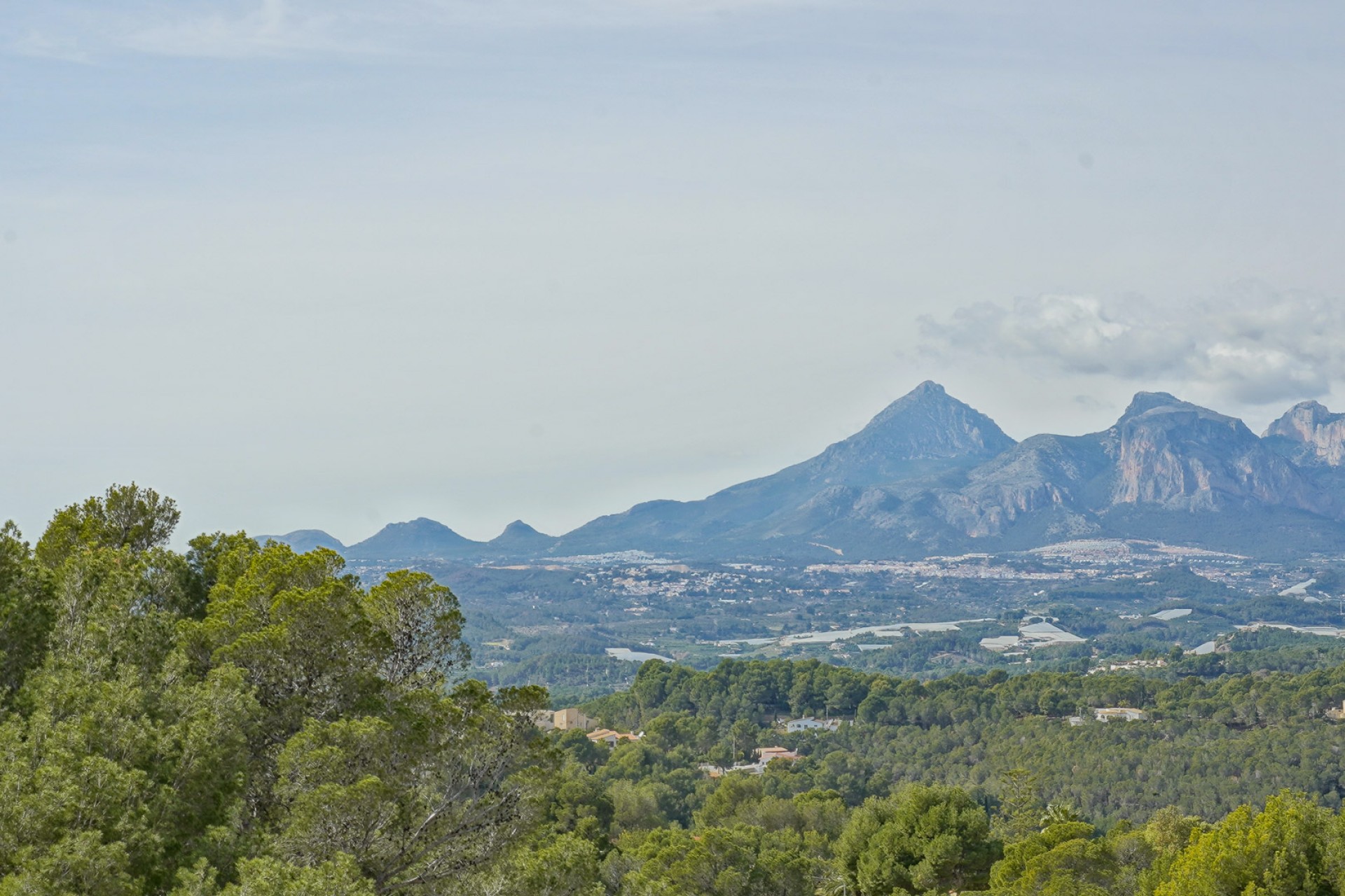 Wiederverkauf - Villa -
Altea - Alhama Springs