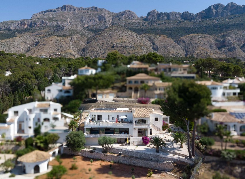 Wiederverkauf - Villa -
Altea - Alhama Springs