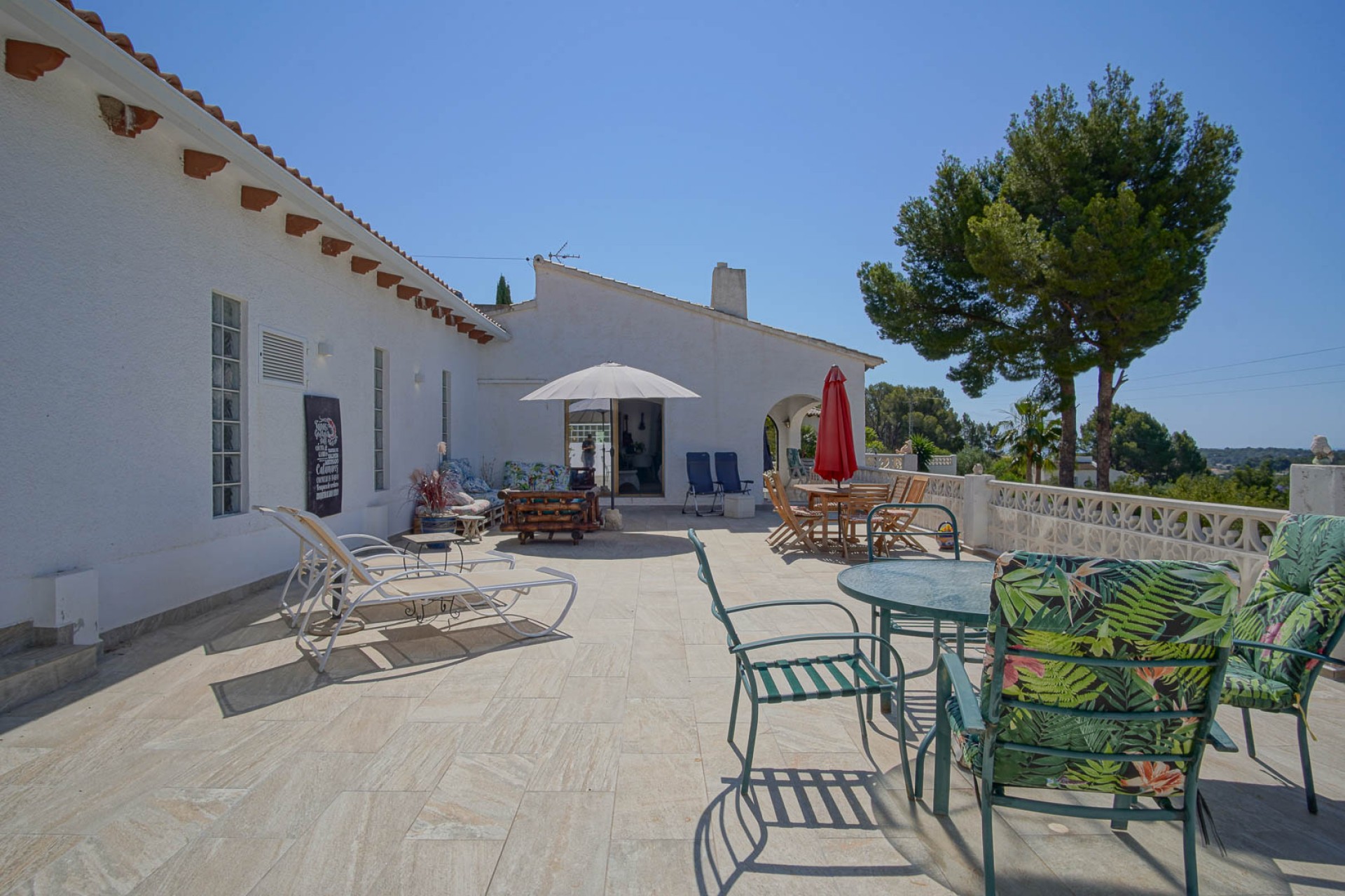 Wiederverkauf - Villa -
Altea - Alhama Springs