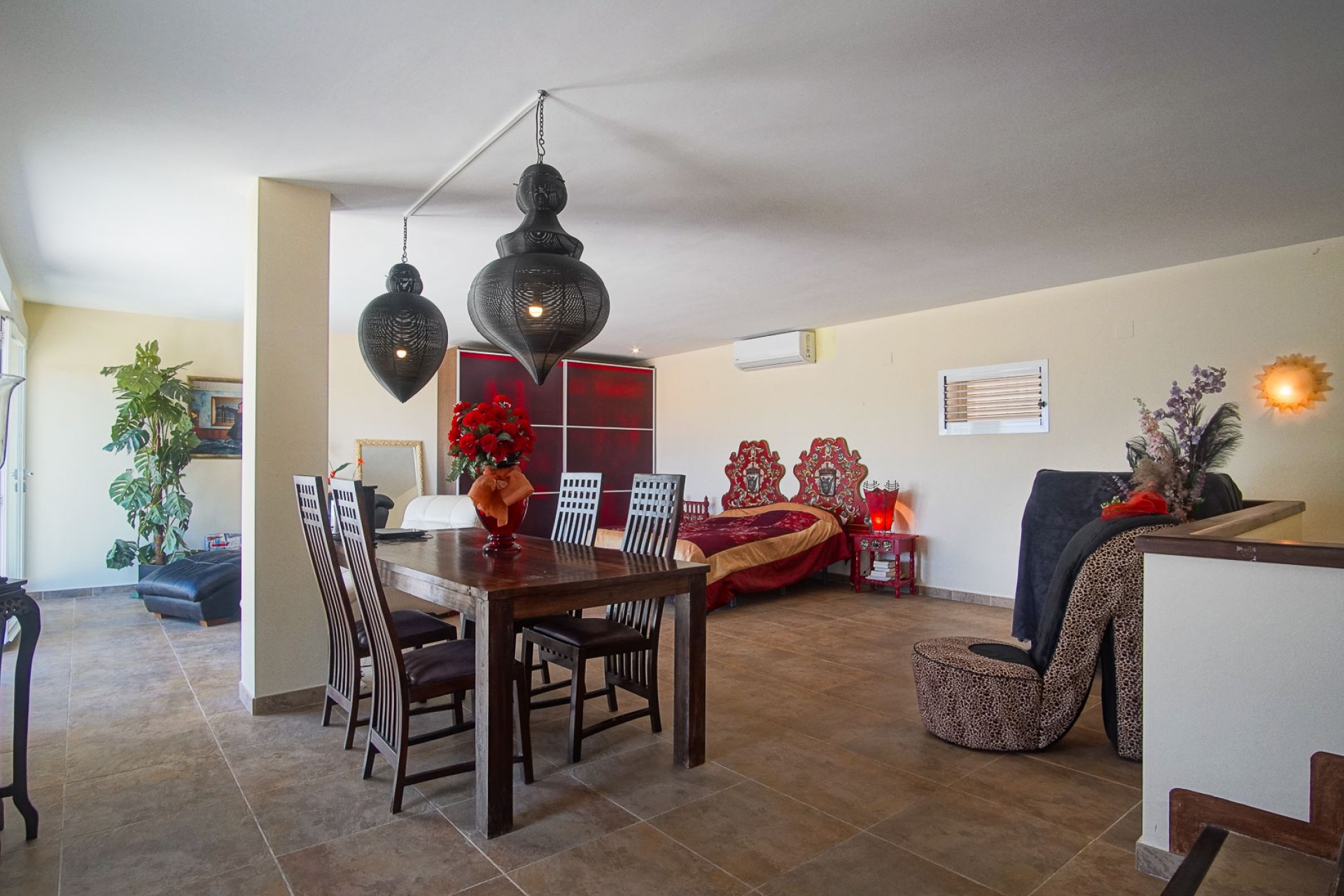 Wiederverkauf - Villa -
Altea - Alhama Springs