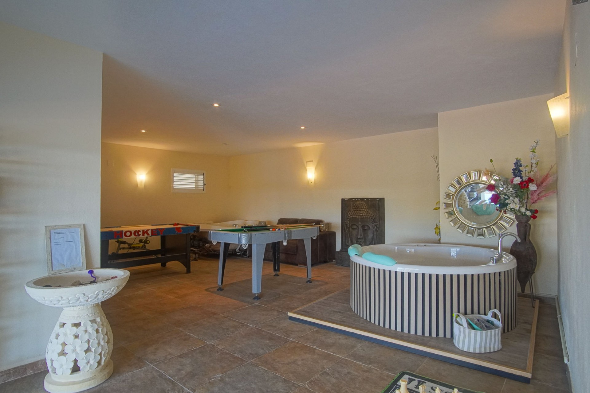 Wiederverkauf - Villa -
Altea - Alhama Springs