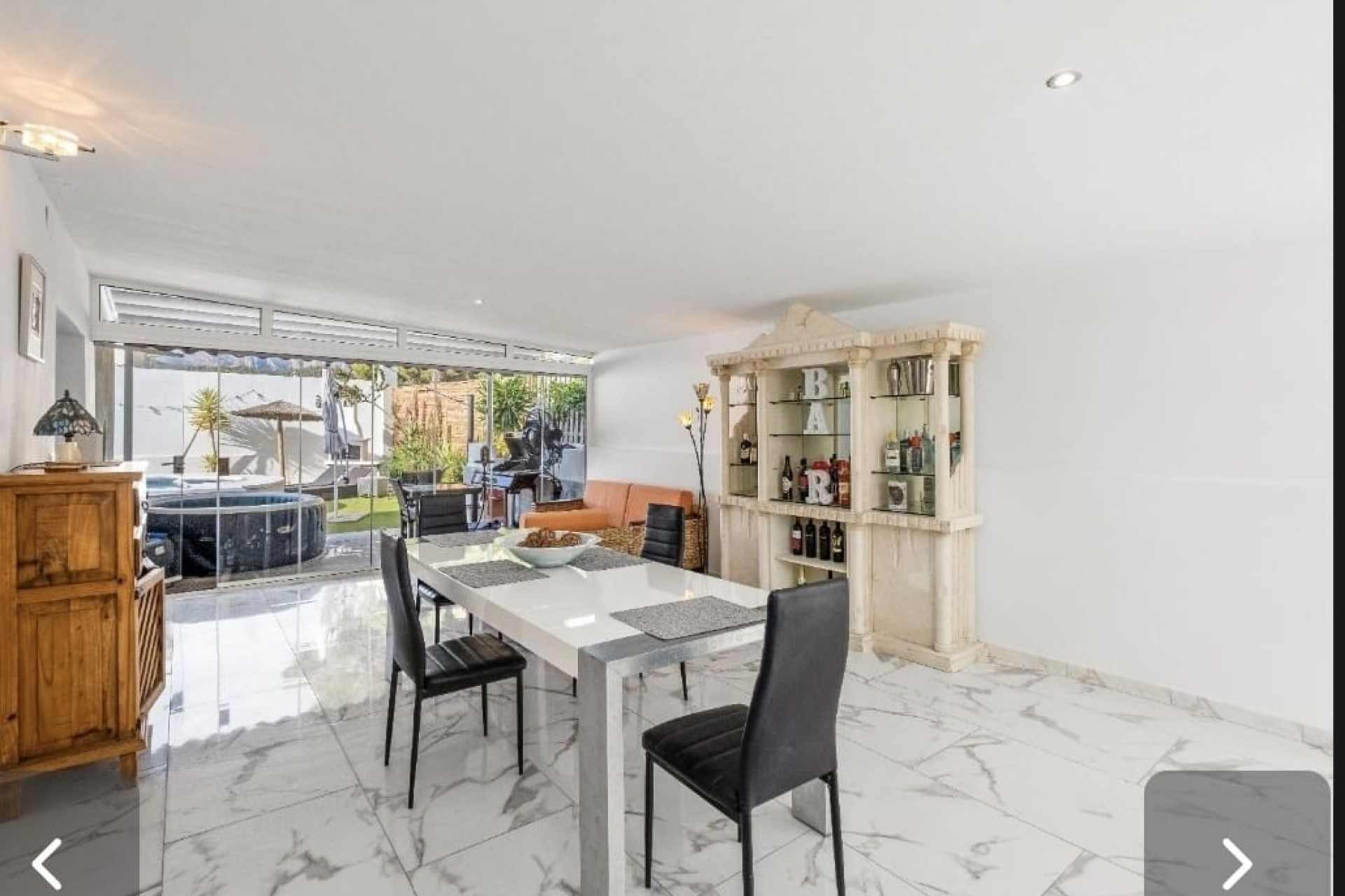 Wiederverkauf - Villa -
Altea - Urbanización Santa Clara