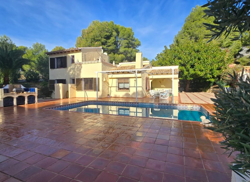 Wiederverkauf - Villa -
Altea - Urbanización Santa Clara