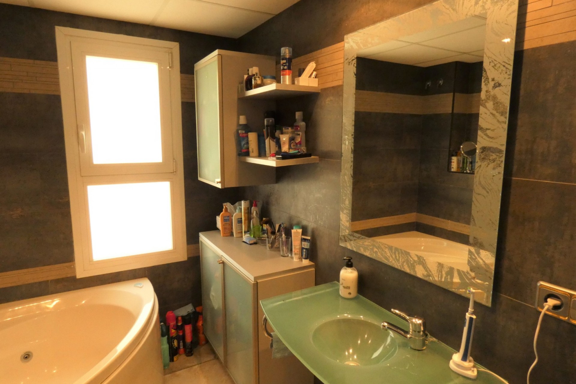 Wiederverkauf - Villa -
Altea