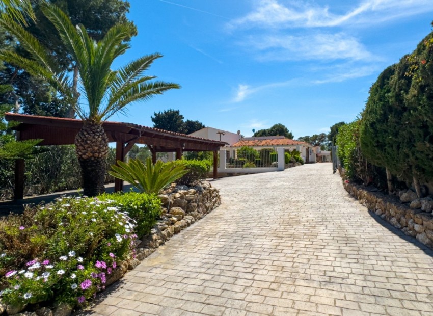 Wiederverkauf - Villa -
Altea