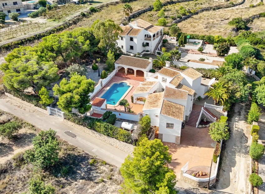 Wiederverkauf - Villa -
Benitachell / El Poble Nou de Benitatxell - Centro