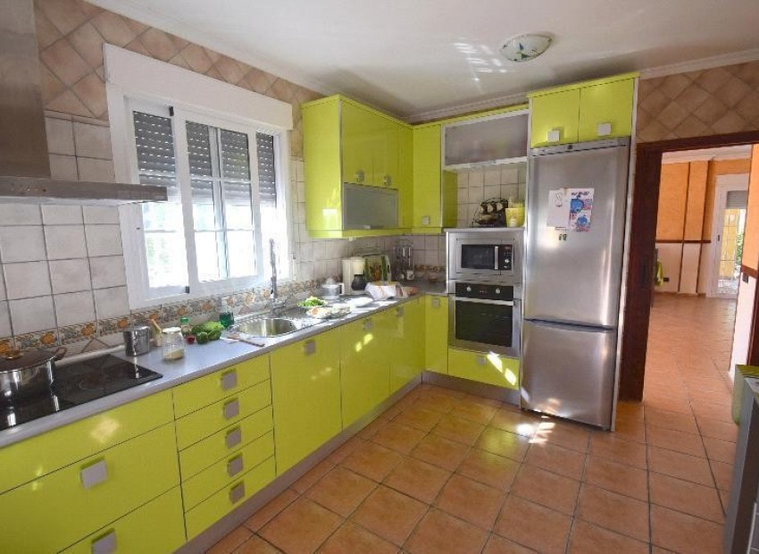 Wiederverkauf - Villa -
Callosa De Ensarrià