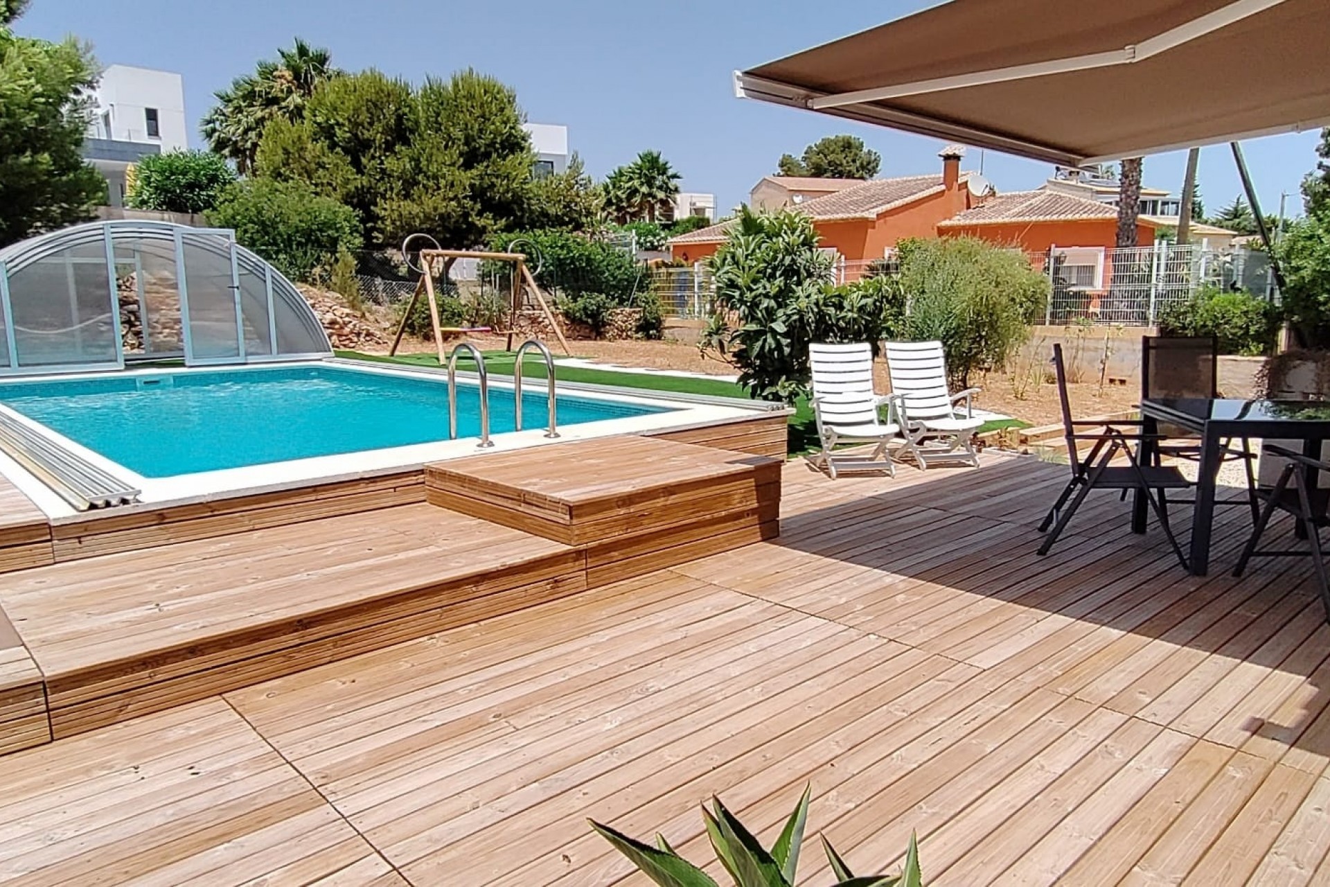 Wiederverkauf - Villa -
Calpe / Calp - Marisol Park - Ortembach - Los Almendros