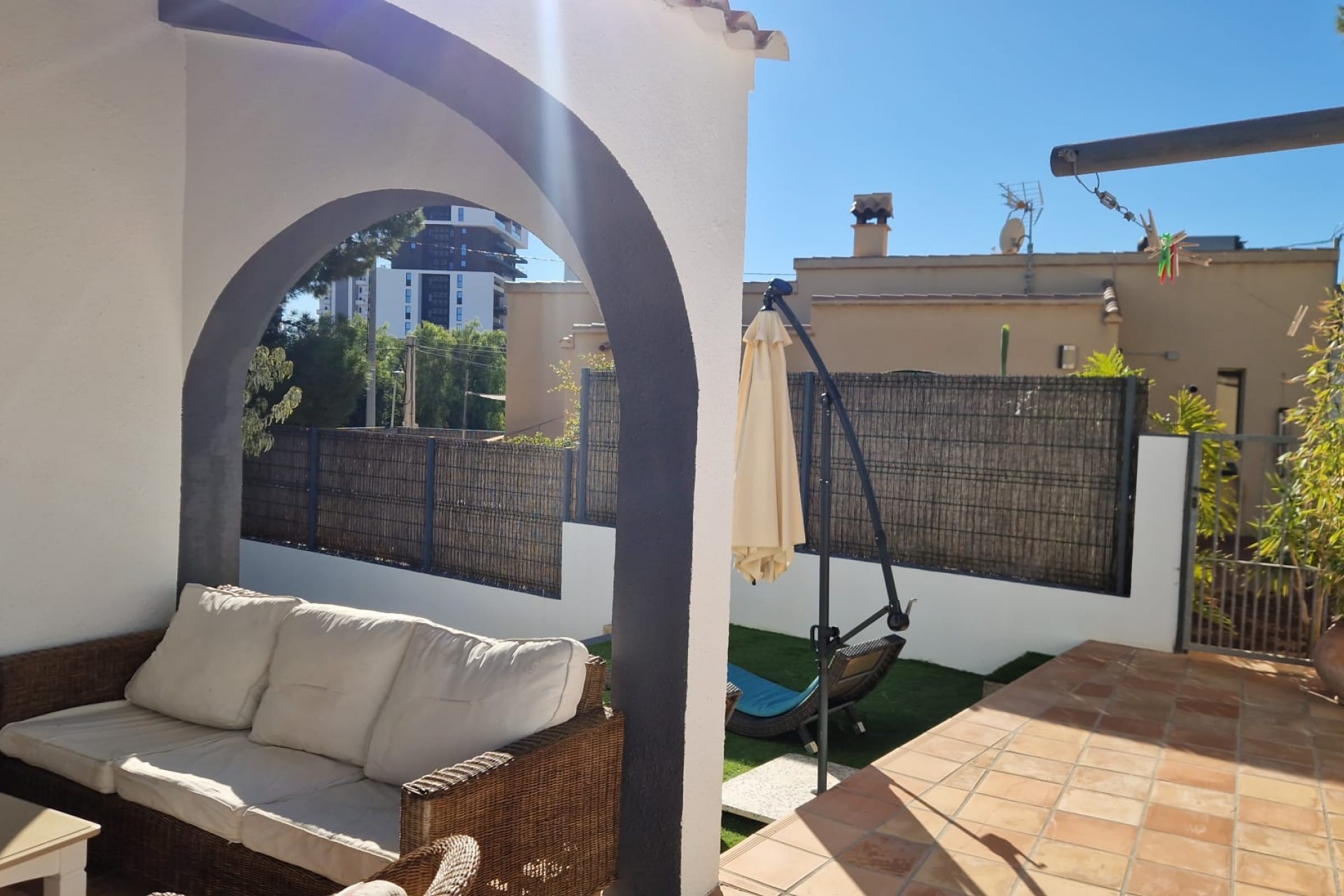 Wiederverkauf - Villa -
Calpe / Calp - Marisol Park - Ortembach - Los Almendros