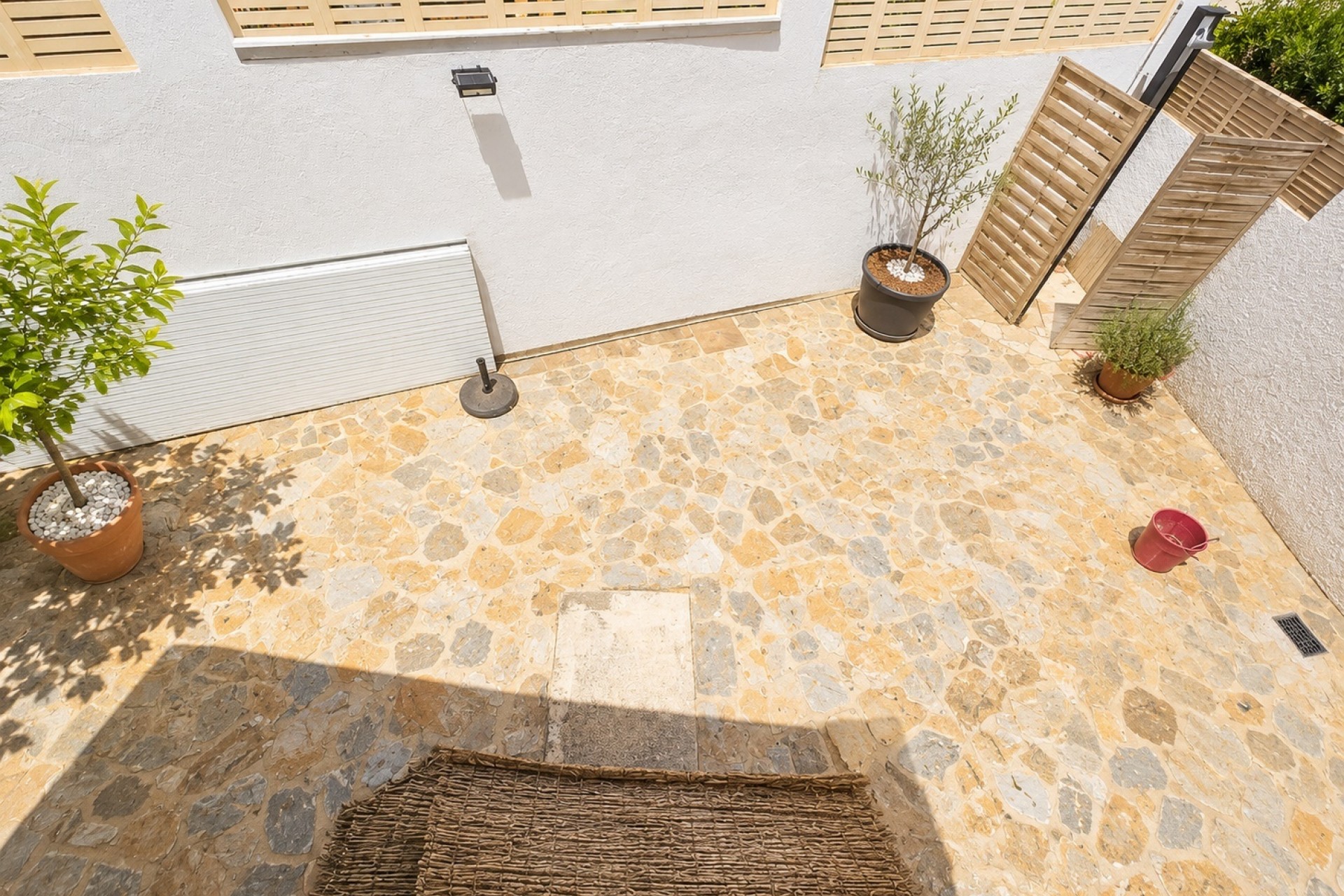 Wiederverkauf - Villa -
Calpe / Calp - Marisol Park - Ortembach - Los Almendros