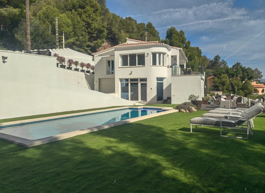 Wiederverkauf - Villa -
Calpe / Calp - Oltamar - Cucarres
