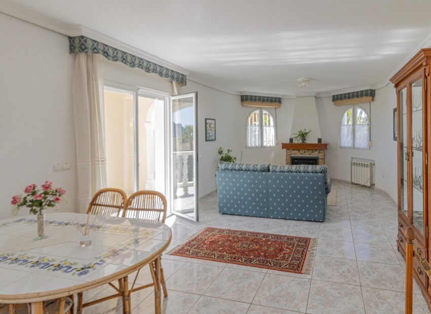 Wiederverkauf - Villa -
Calpe - Carrio