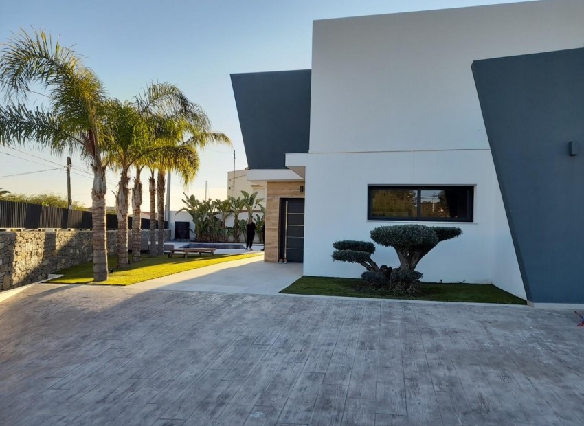 Wiederverkauf - Villa -
Calpe - Cometa III