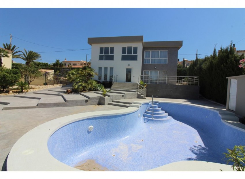 Wiederverkauf - Villa -
Calpe - Cometa III