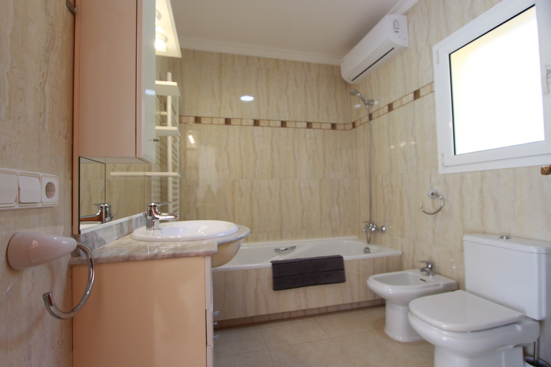 Wiederverkauf - Villa -
Calpe - Gran Sol