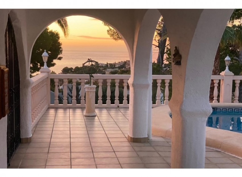 Wiederverkauf - Villa -
Calpe - La Canuta