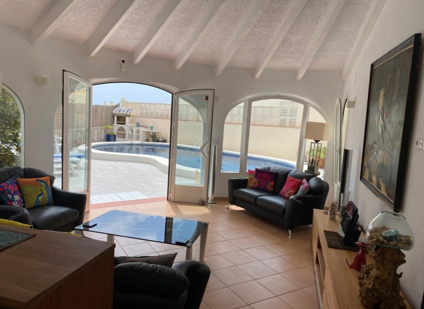 Wiederverkauf - Villa -
Calpe - La Canuta