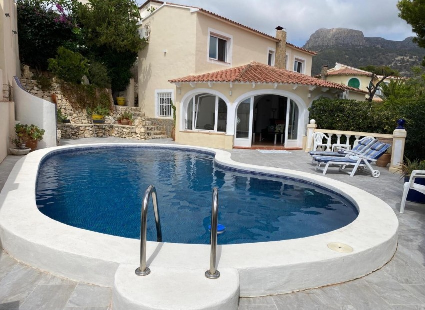 Wiederverkauf - Villa -
Calpe - La Canuta
