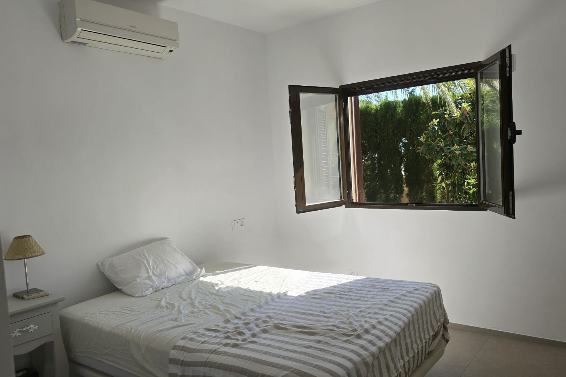 Wiederverkauf - Villa -
Calpe - Partida Calalga