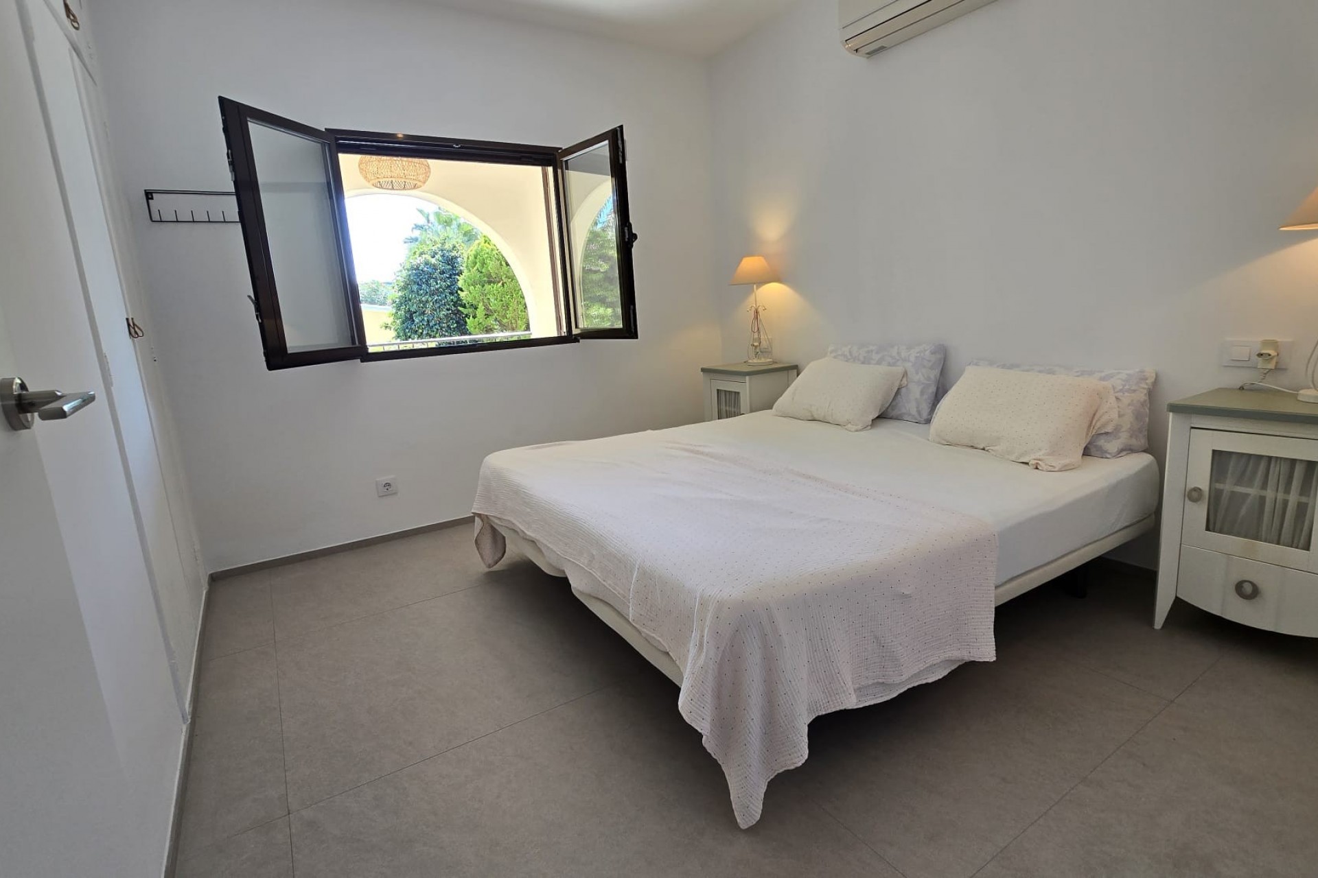 Wiederverkauf - Villa -
Calpe - Partida Calalga