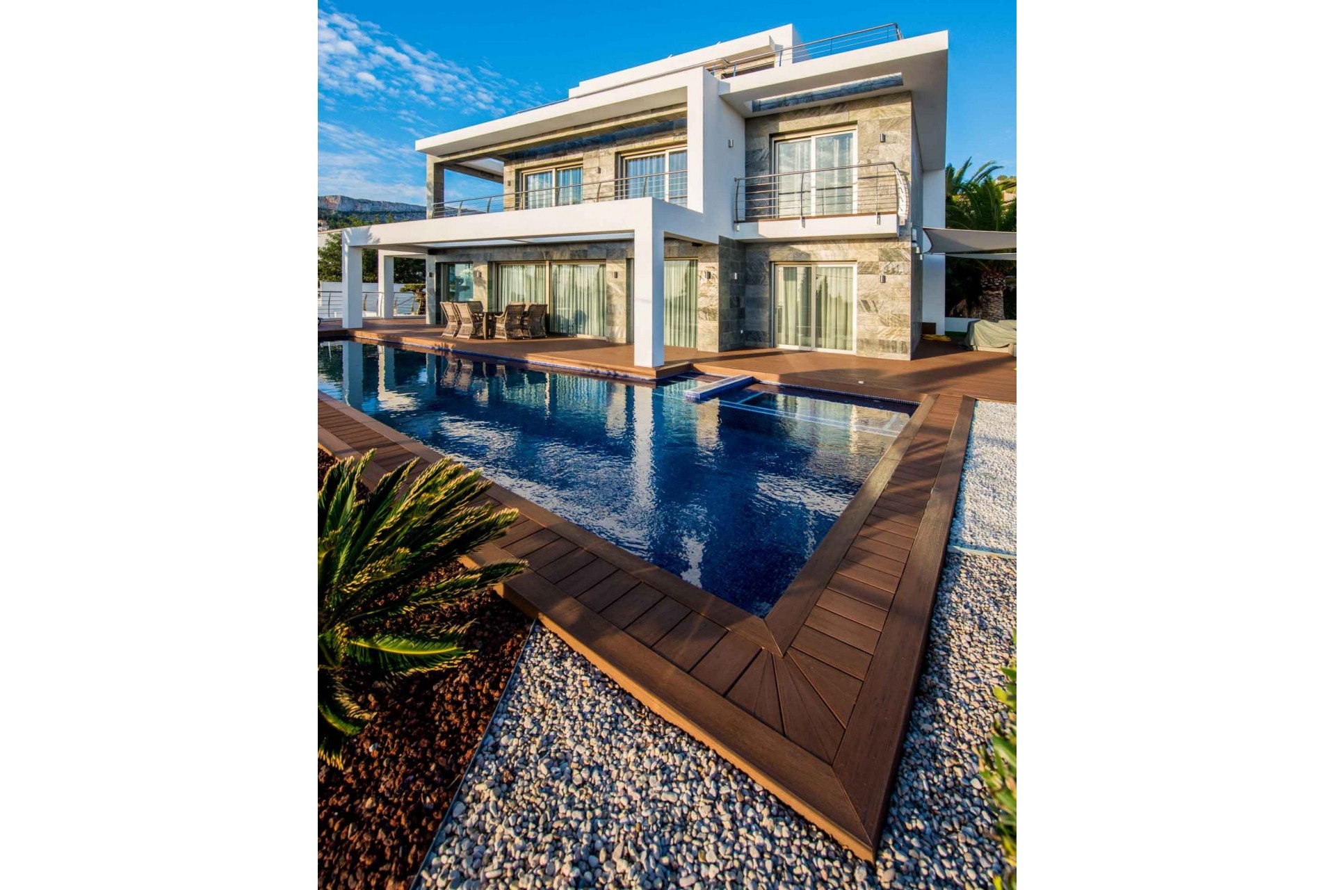 Wiederverkauf - Villa -
Calpe