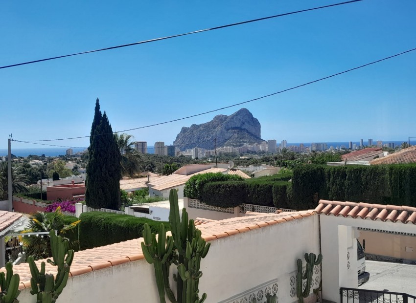 Wiederverkauf - Villa -
Calpe