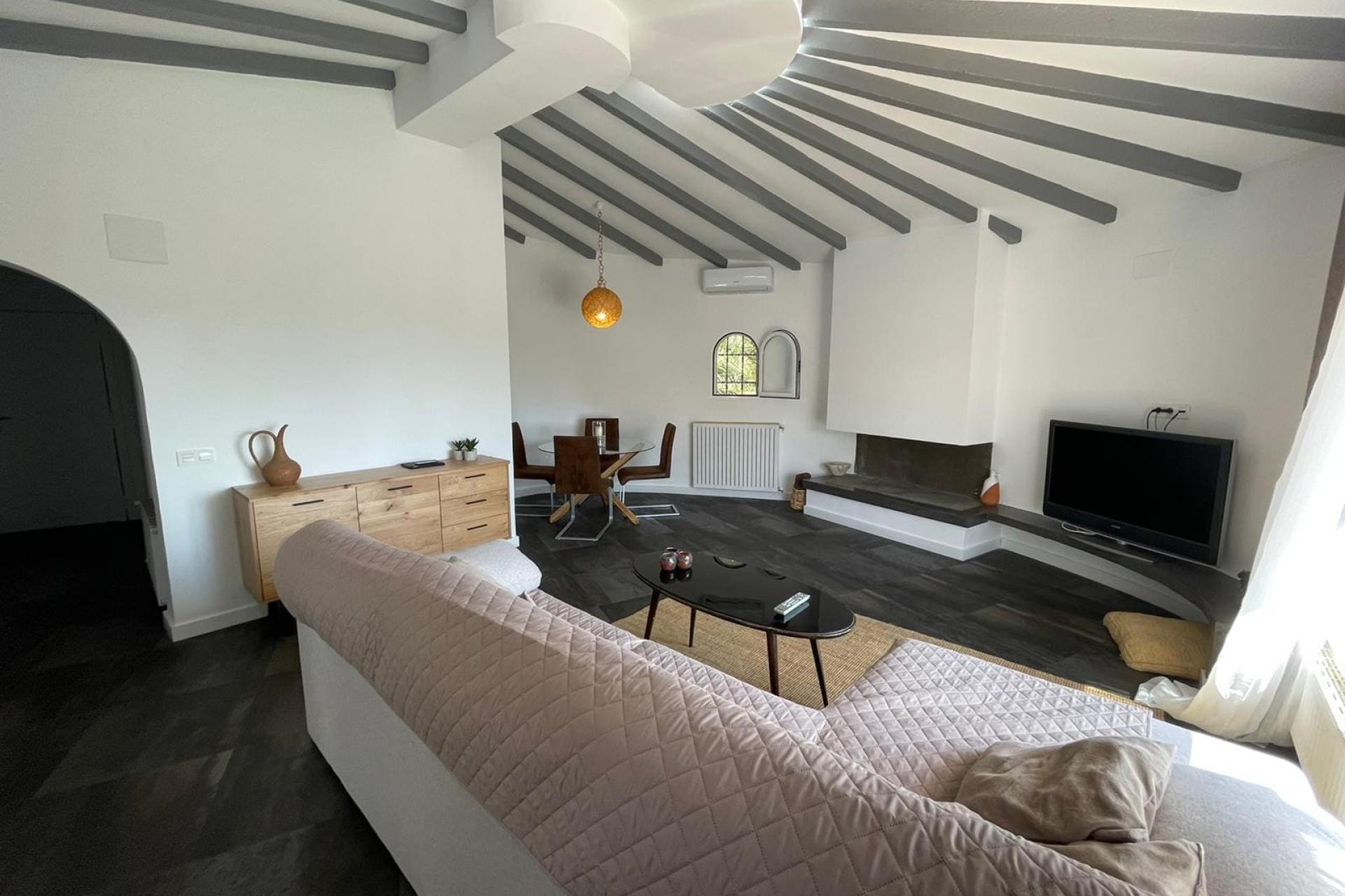 Wiederverkauf - Villa -
Calpe