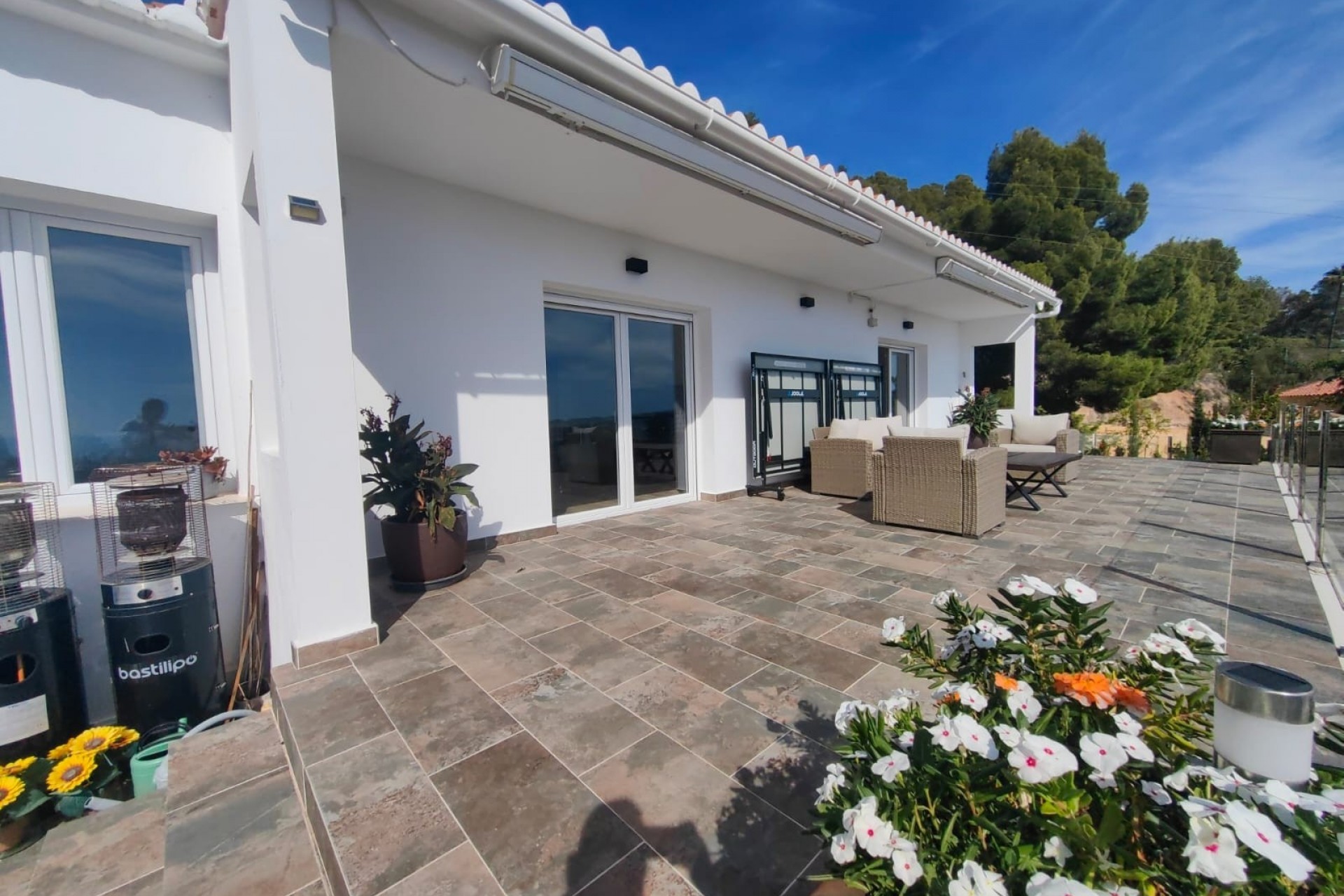 Wiederverkauf - Villa -
Calpe
