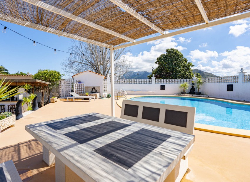 Wiederverkauf - Villa -
Denia - La Xara