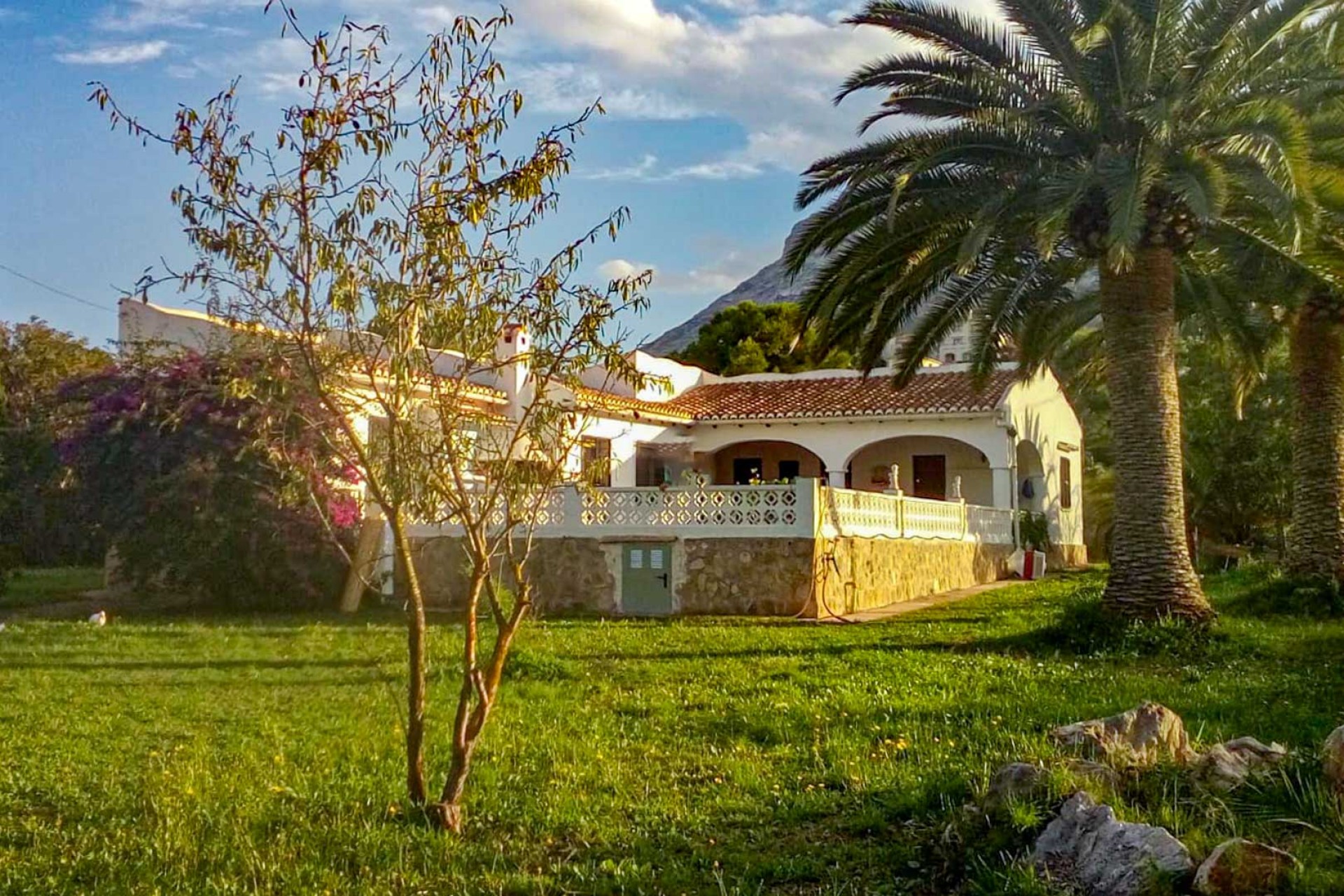 Wiederverkauf - Villa -
Denia