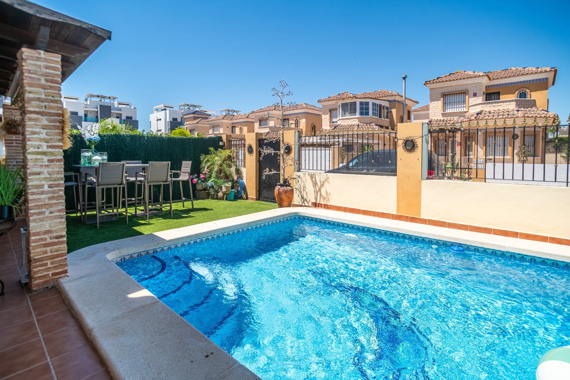 Wiederverkauf - Villa -
GUARDAMAR DEL SEGURA - El Raso