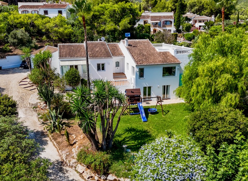 Wiederverkauf - Villa -
Jávea / Xàbia - Partides comunes - Adsubia