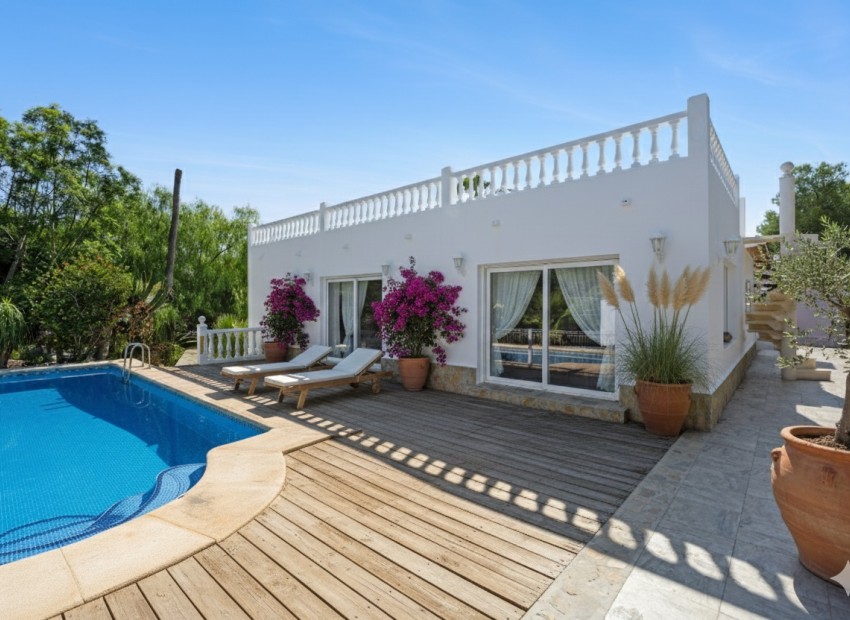 Wiederverkauf - Villa -
Jávea / Xàbia - Partides comunes - Adsubia