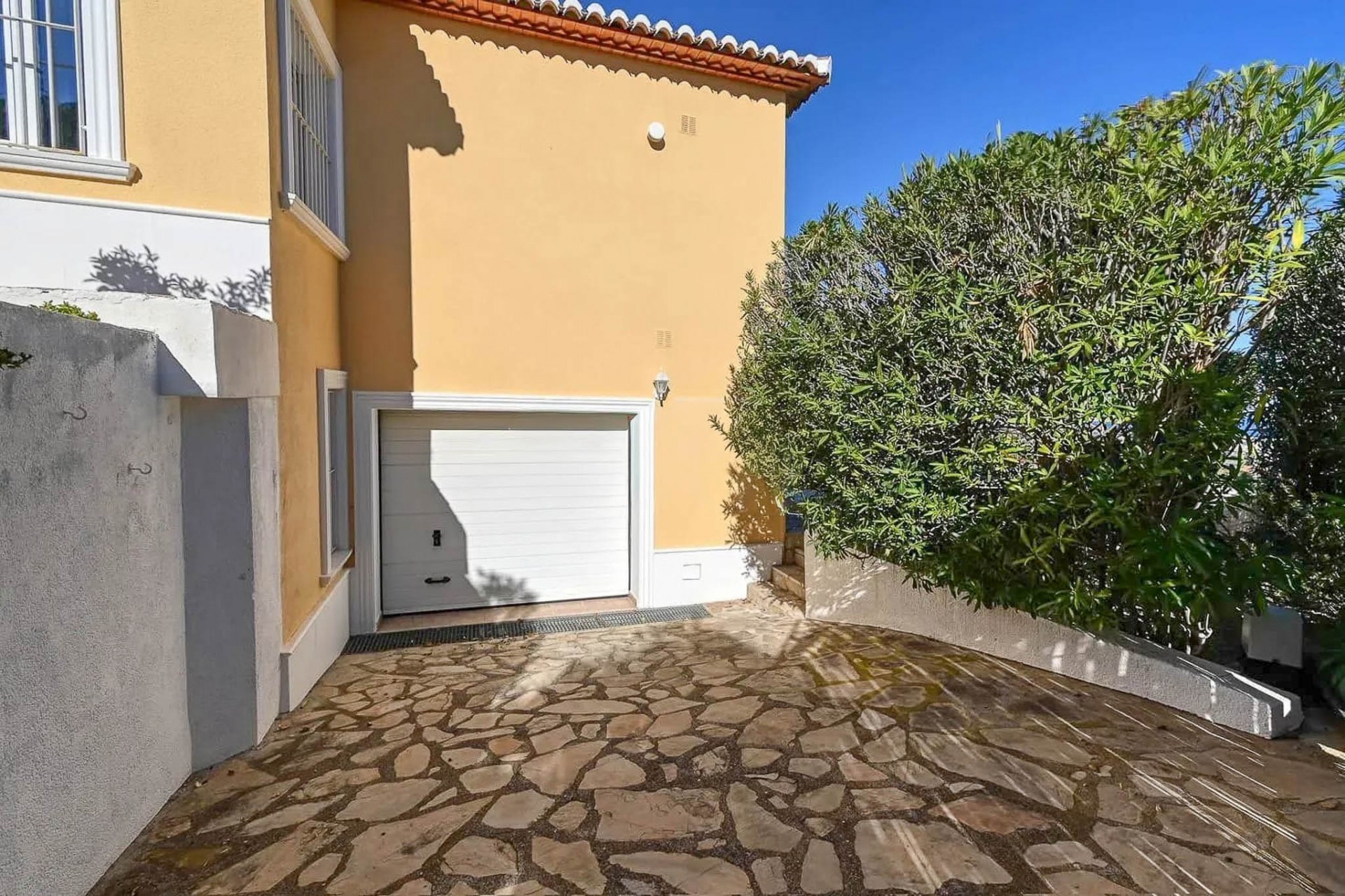 Wiederverkauf - Villa -
Jávea