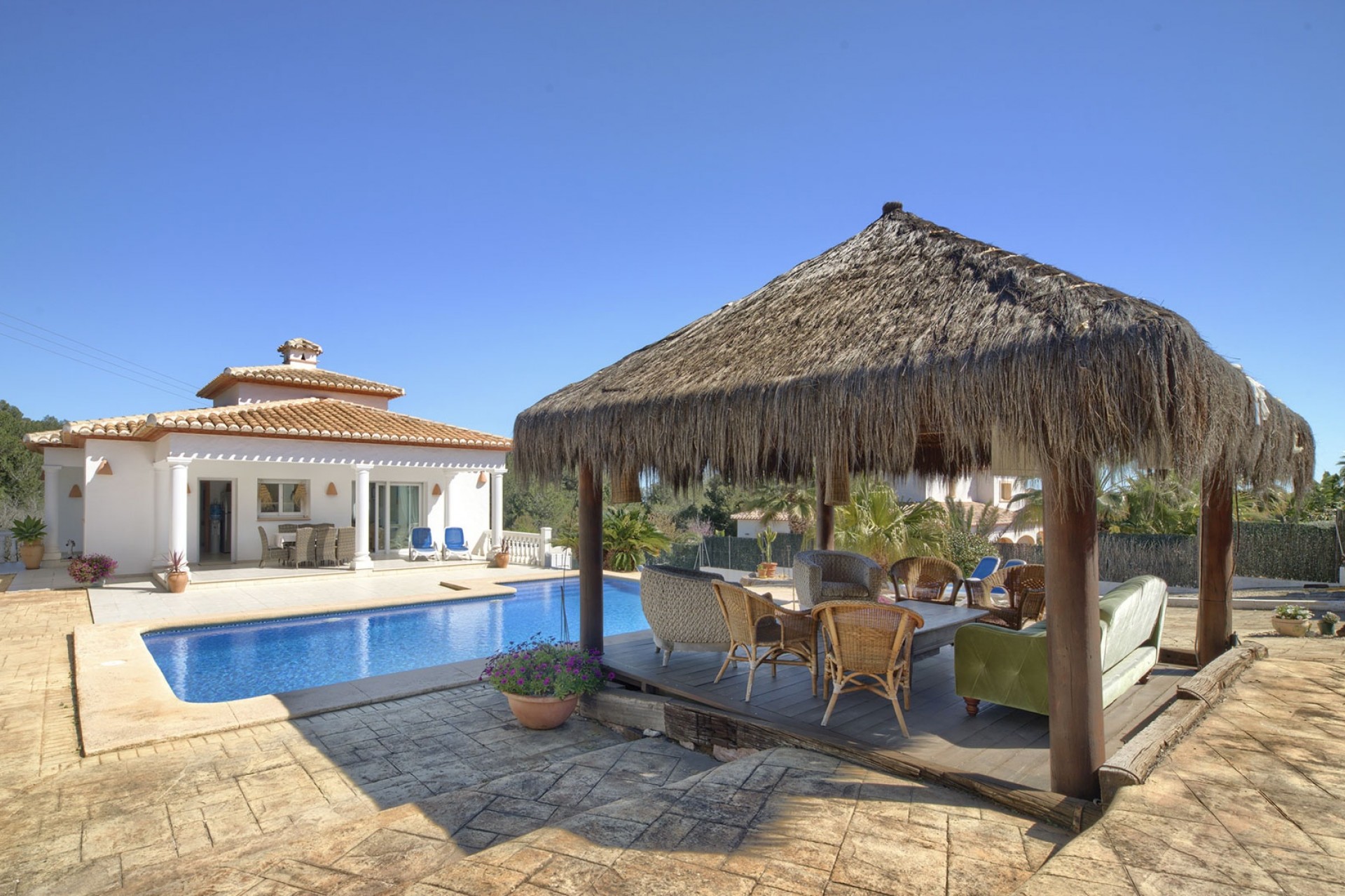 Wiederverkauf - Villa -
Jávea