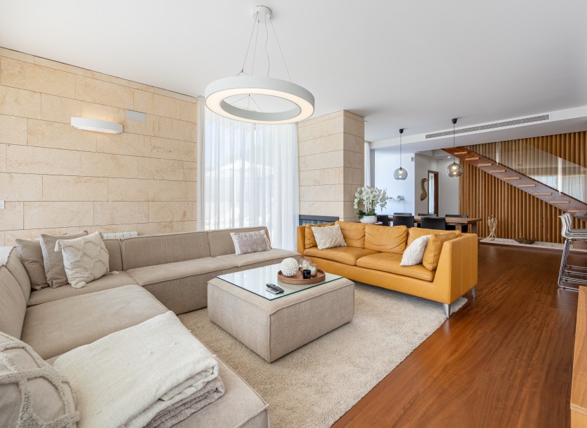 Wiederverkauf - Villa -
La Nucía - La Nucia Pueblo