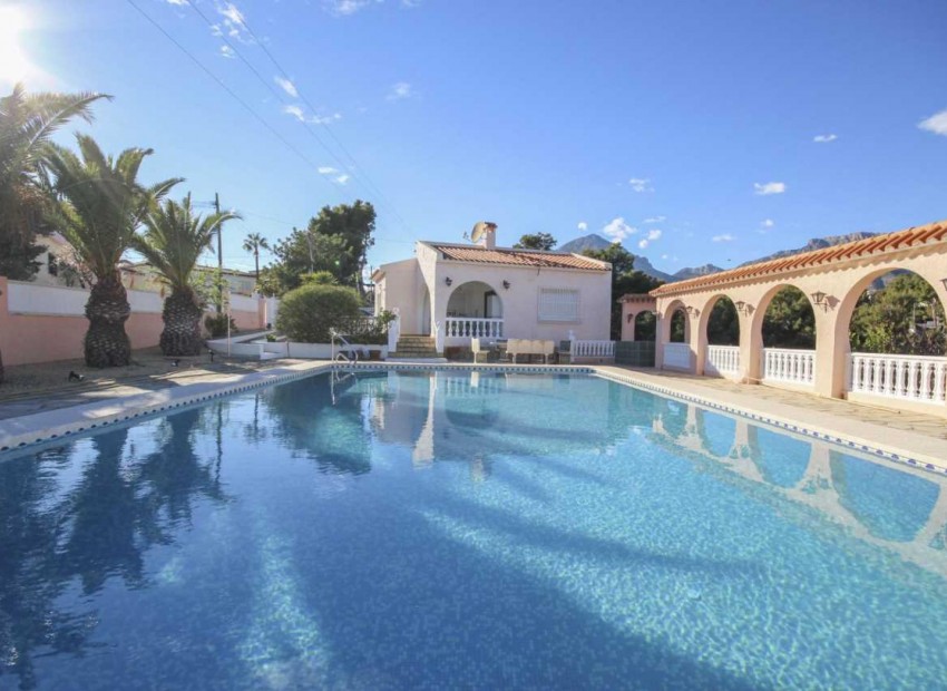 Wiederverkauf - Villa -
La Nucía