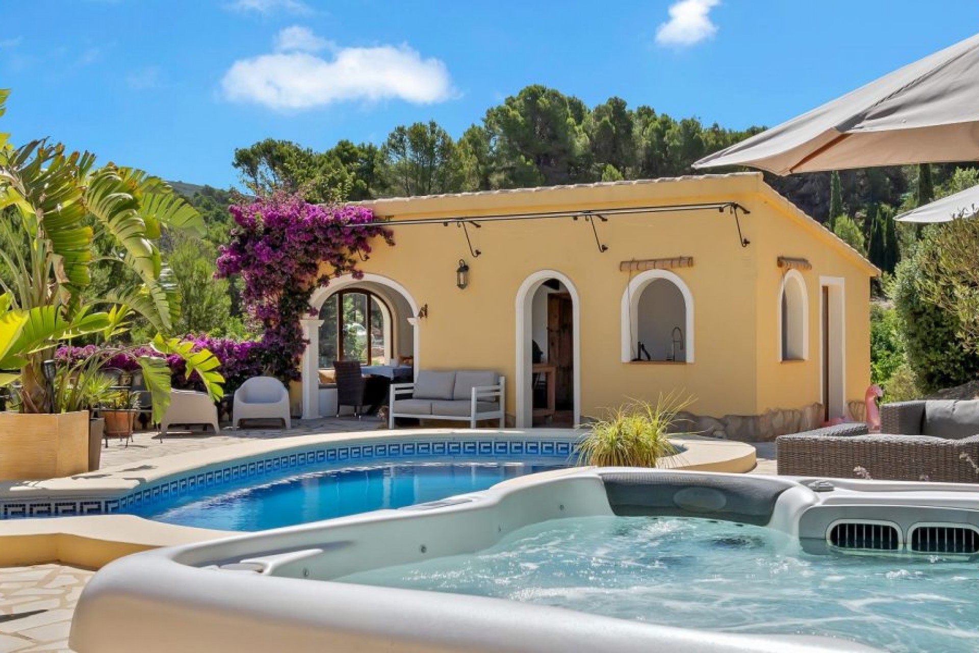 Wiederverkauf - Villa -
Lliber