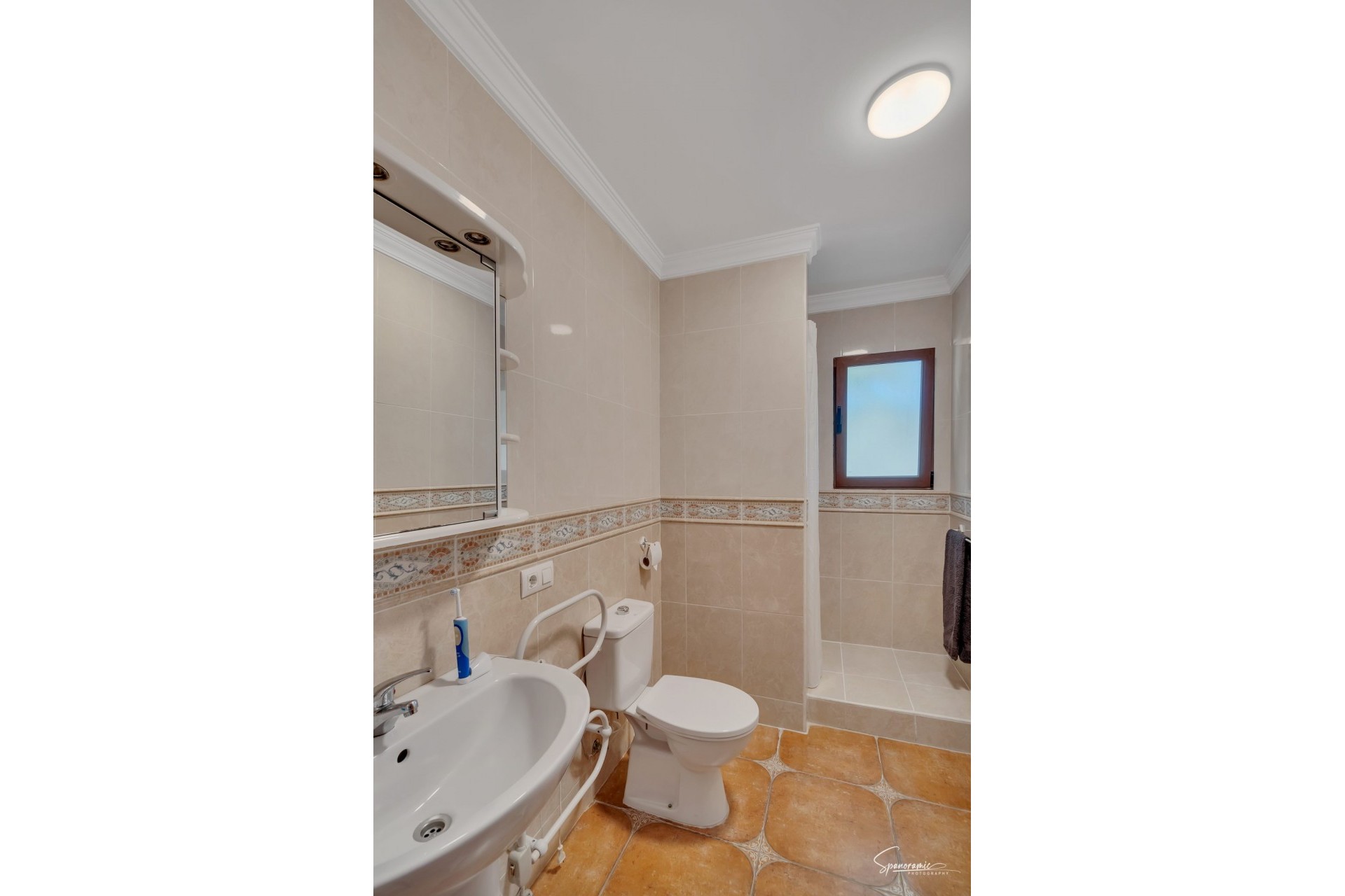 Wiederverkauf - Villa -
Lliber