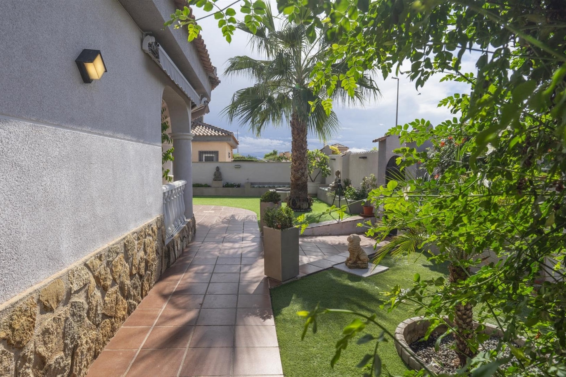 Wiederverkauf - Villa -
Lo Santiago,