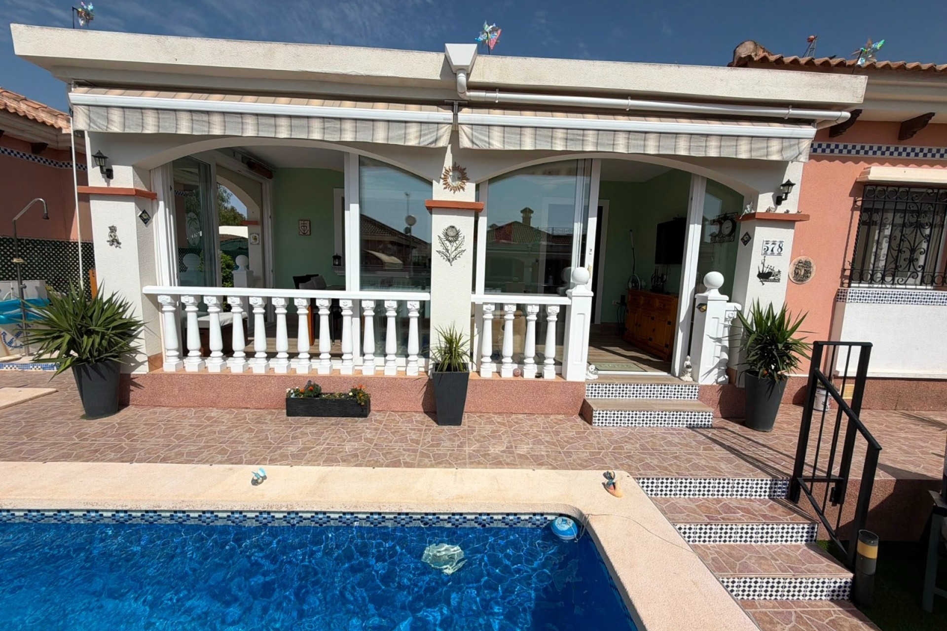 Wiederverkauf - Villa -
Los Montesinos - La Herrada