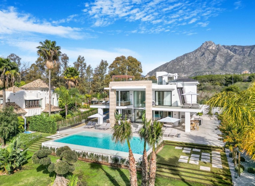 Wiederverkauf - Villa -
Marbella