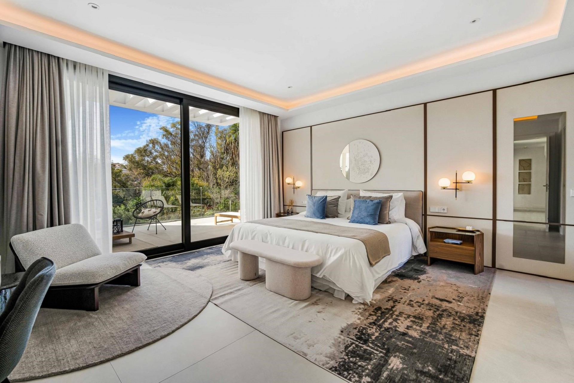 Wiederverkauf - Villa -
Marbella