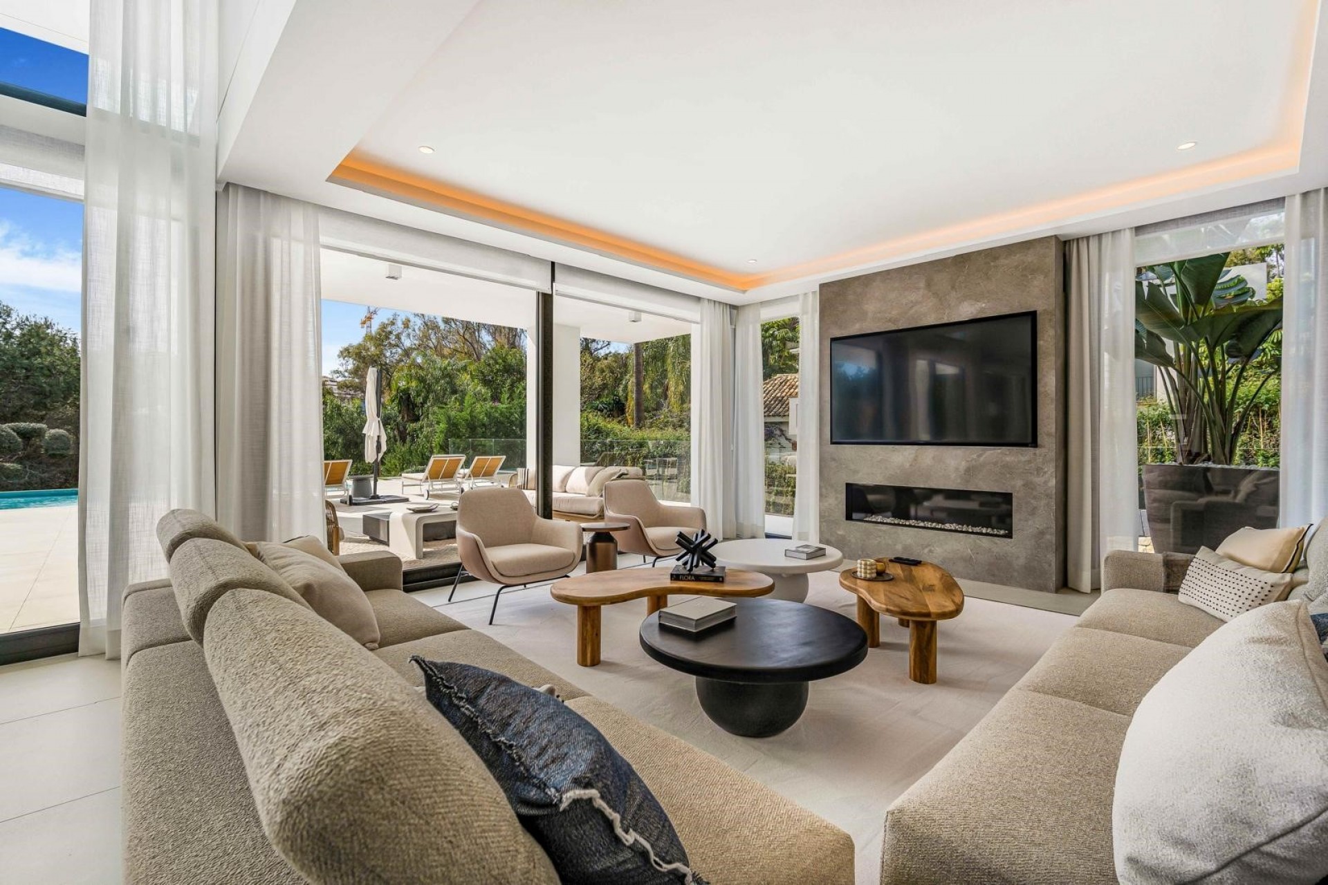 Wiederverkauf - Villa -
Marbella