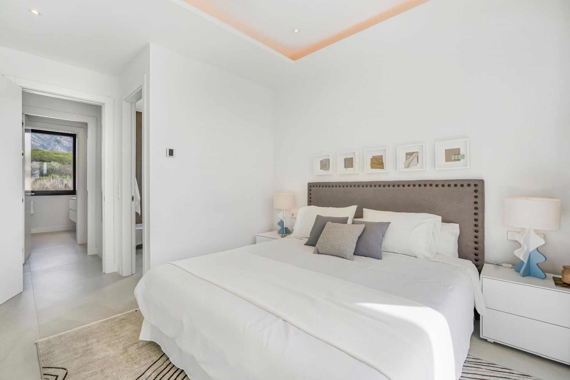 Wiederverkauf - Villa -
Marbella