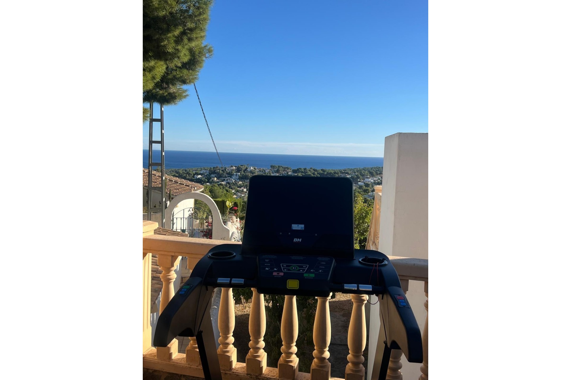 Wiederverkauf - Villa -
Moraira - Pinar del Advocat - Cometa