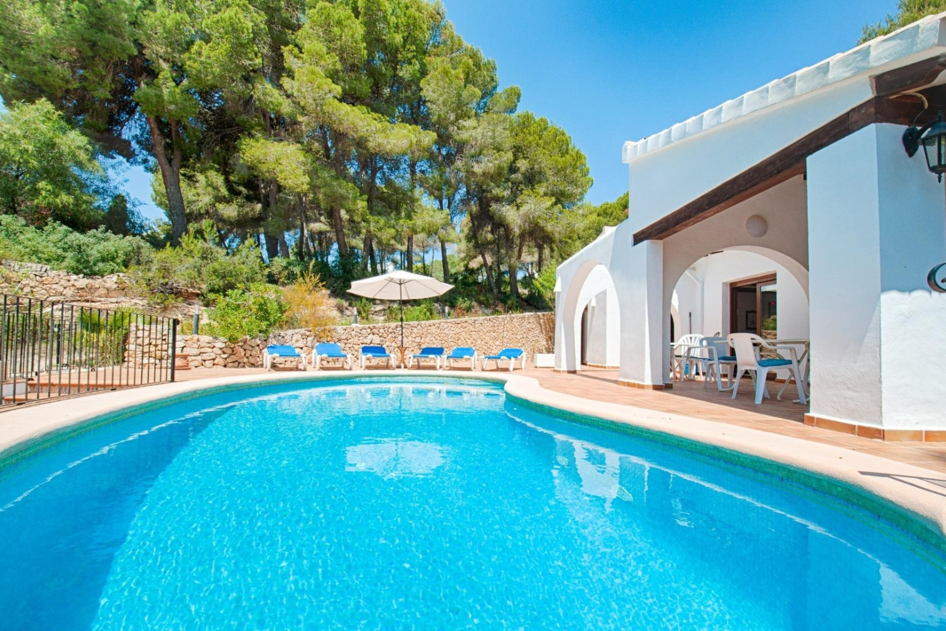 Wiederverkauf - Villa -
Moraira