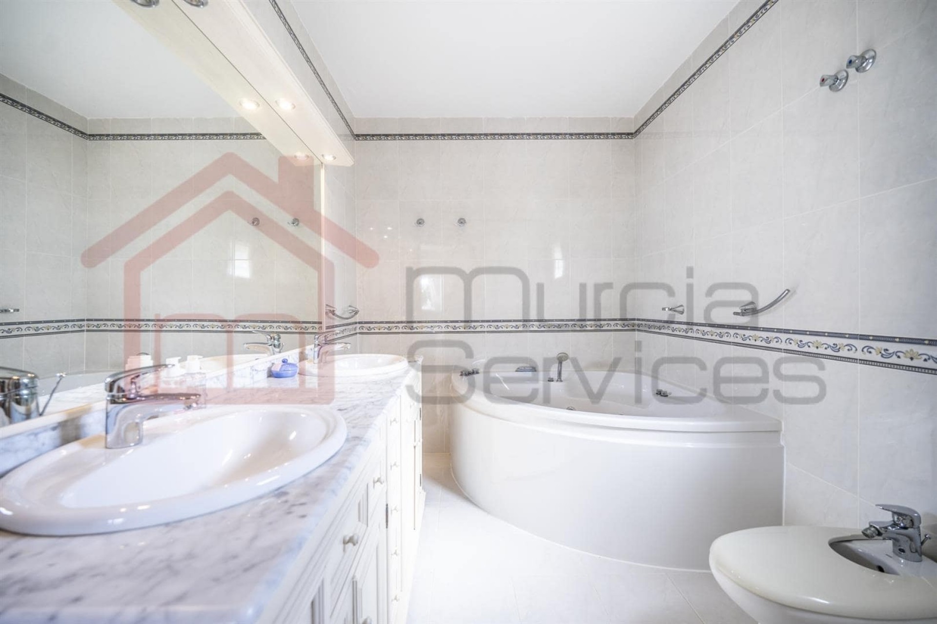 Wiederverkauf - Villa -
Murcia - Gea Y Truyols