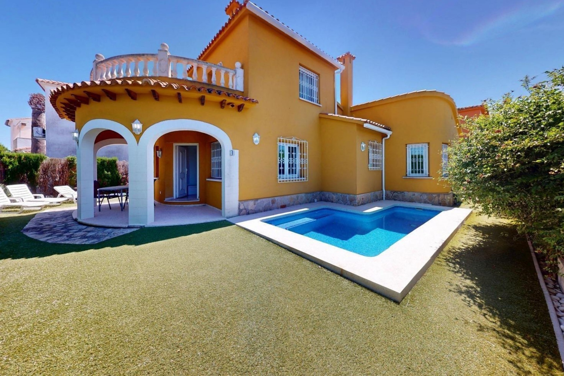 Wiederverkauf - Villa -
Oliva - Oliva Nova